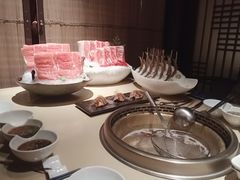 -余欢领鲜火锅(新街口店)