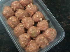 新鲜牛筋丸-山珍鲜牛肉火锅本地老字号(汕中老店)
