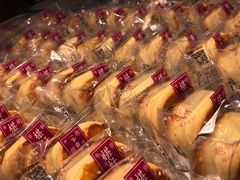 -鲍师傅糕点(江苏路店)