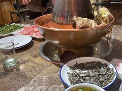 -老蜀铜火锅·酸菜脊骨·麻辣羊蝎子(热闹路店)