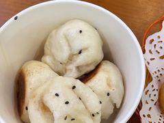 芝麻生煎包-蔡林记(广埠屯店)