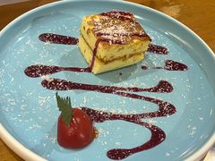 -米德维奇俄式西餐厅(西六道街店)