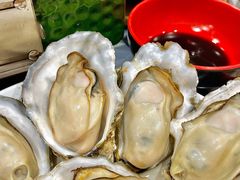 压锅生蚝-雪熊哈尔滨烧烤·精酿啤酒·砂锅(中央胜境店)