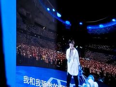 -上海体育场
