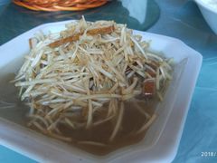 溧阳白芹-天乐农家鱼头王(天目湖店)
