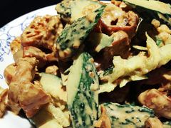 黄瓜拌油条-梅飞酒家(桑园路店)