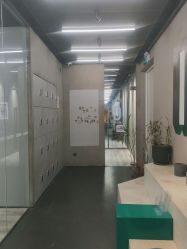 -CASTER跳舞俱乐部