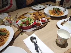 -必胜客(漕宝路店)