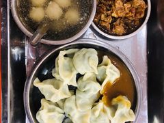 -南宁市连升风味小吃店