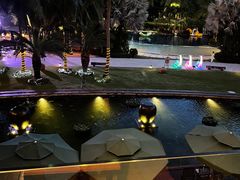 -三亚湾海居铂尔曼度假酒店