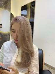 -东秀护肤造型