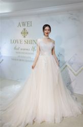 点击看大图 -LOVE SHINE婚纱·红鼎庄龙凤褂·妈妈装定制