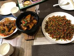 -滇越乘象云南餐厅(豆各庄店)