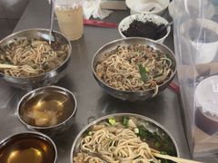 -正宗杨记普洱酸醋米线(总店)