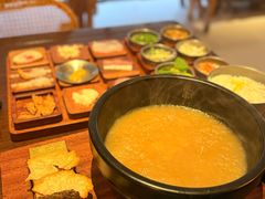 -银米·云南传统过桥米线(双廊黑金冠店)