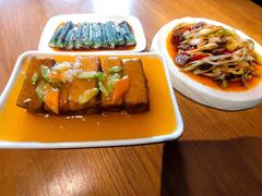 -隔壁老王·家常云南菜(花巷店)