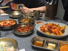 -草家酱蟹炭火烤肉店(珲春南路二店)
