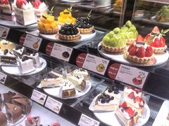 -巴黎贝甜(大宁国际商业广场店)