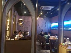 大堂-胖老汉椒麻鸡清真新疆菜(西御街店)