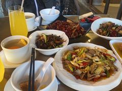 -隔壁老王·家常云南菜(花巷店)