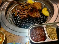 -明洞阿姨·韩式酱蟹烤肉·创意料理(三元桥店)