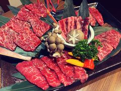 -炼火烤肉店