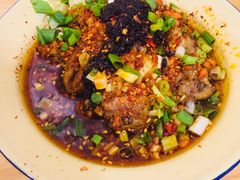 -拈签一笑黄牛肉辣卤串串
