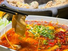 -丁丁猫家常菜高县土火锅非遗传承店(伴湾别院店)