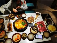 -贵府酸汤牛肉火锅·贵州老字号(飞山街店)