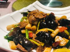 -东馆和天下特色餐饮(工农店)
