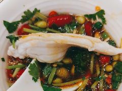 -正能量脆肉鲩火锅