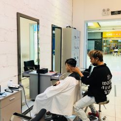 -SIX Hair Consultant