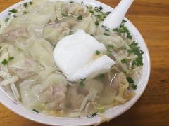 -胖子馄饨坊(天目大厦东南)
