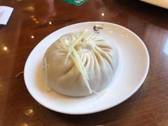 陈士荣蟹黄汤包-鸿运酒楼