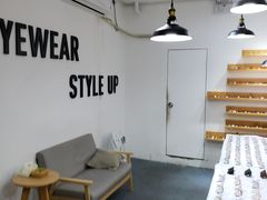 -罗伯特眼镜·蔡司官方授权(罗湖国贸店)