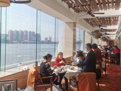 靠窗位-白天鹅宾馆·流浮阁咖啡厅