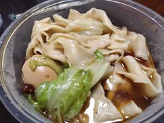 -正宗安徽牛肉板面(第1档口逸情轩美食城店)