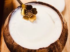 -椰爺爺·椰子冻砵仔糕