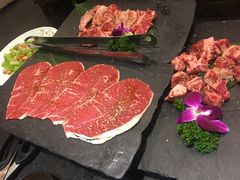 -牛中牛烤肉店(民生街店)