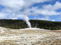 -老忠实间歇泉