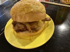 猪扒包-亞婆井·劲抽面食(铂顿城店)