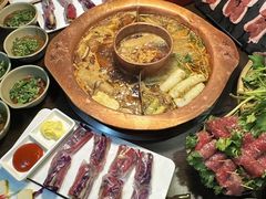 -滇釜火锅·能喝汤的火锅(车公庄店)
