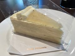 -Fridi Patisserie Cafe