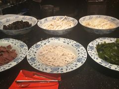 -四海一家自助餐(益田假日广场店)