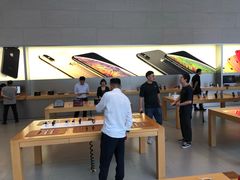 -Apple零售店(华贸购物中心店)