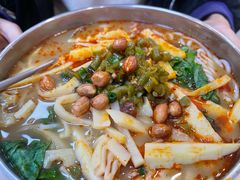 -卓雅桂林米粉
