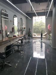 -茶发Salon·烫发染发理发