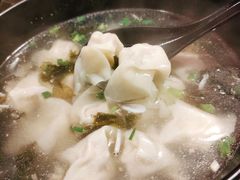 鲜肉小馄饨-舒蔡记生煎菜饭(云南中路店)