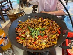 -富正毅三下锅·湘西韵味(天门山索道店)