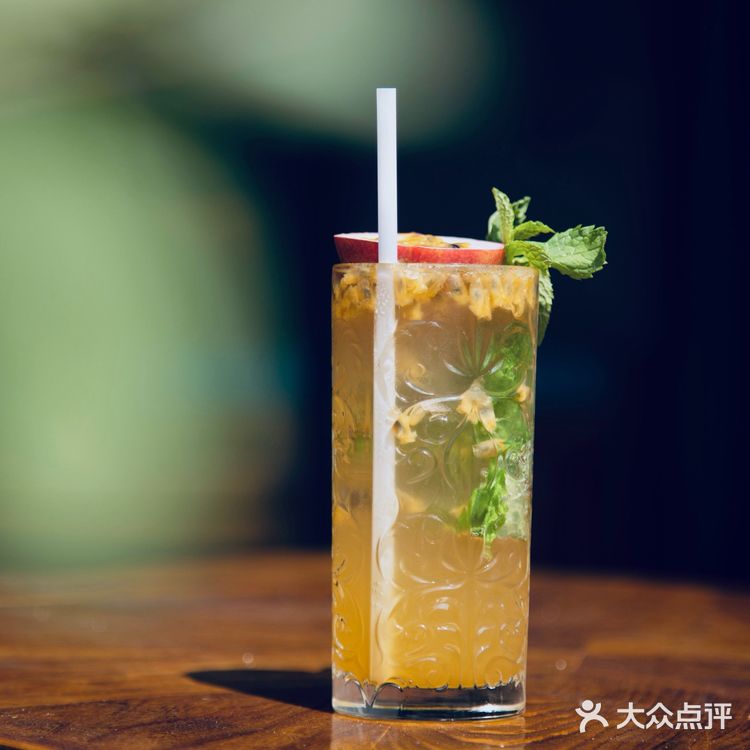 让人垂涎欲滴，欲罢不能。地方特色西餐厅 #西餐高级